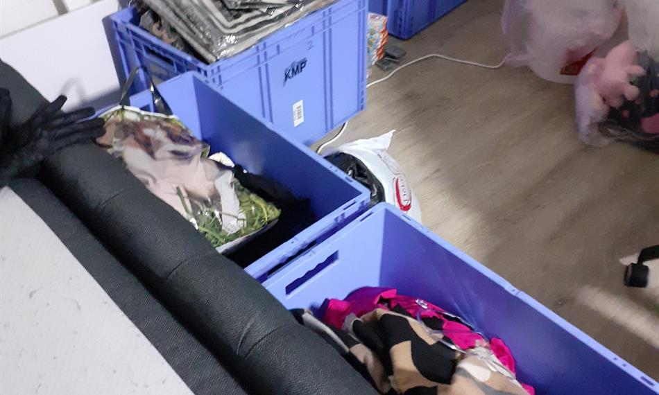 zadržené zboží v přepravkách